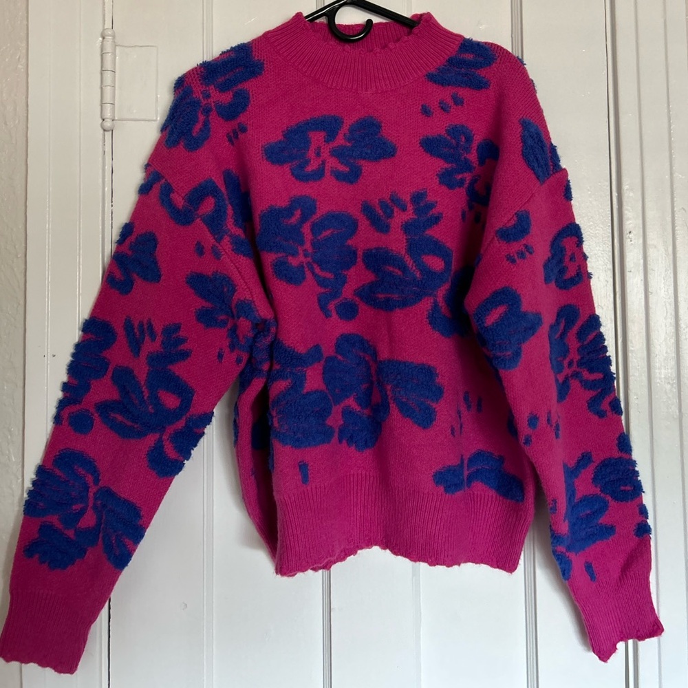 Flying Tomato sweater